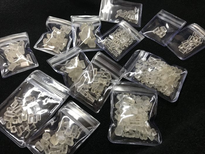 フェナカイト　原石（ミャンマー産）-0